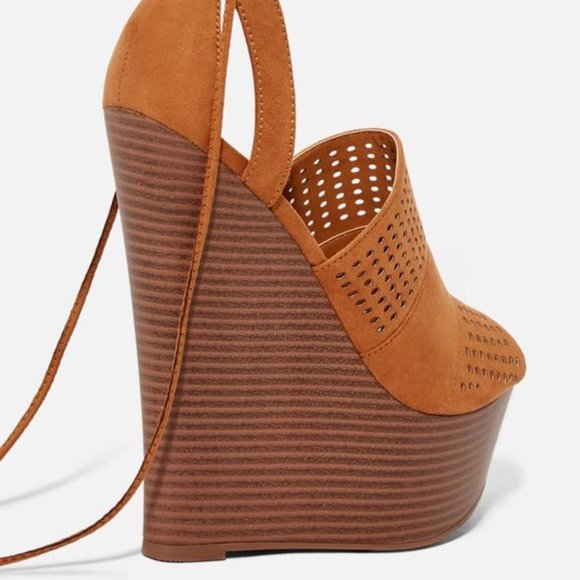 JustFab Tie Wedge Sandal - Picture 4 of 6